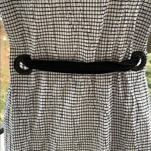 Zara basic size small - Picture 2 of 4